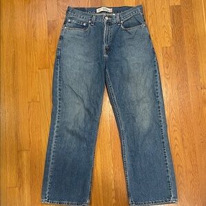 Vintage Levi’s 569 loose straight jeans. Size 18 boys